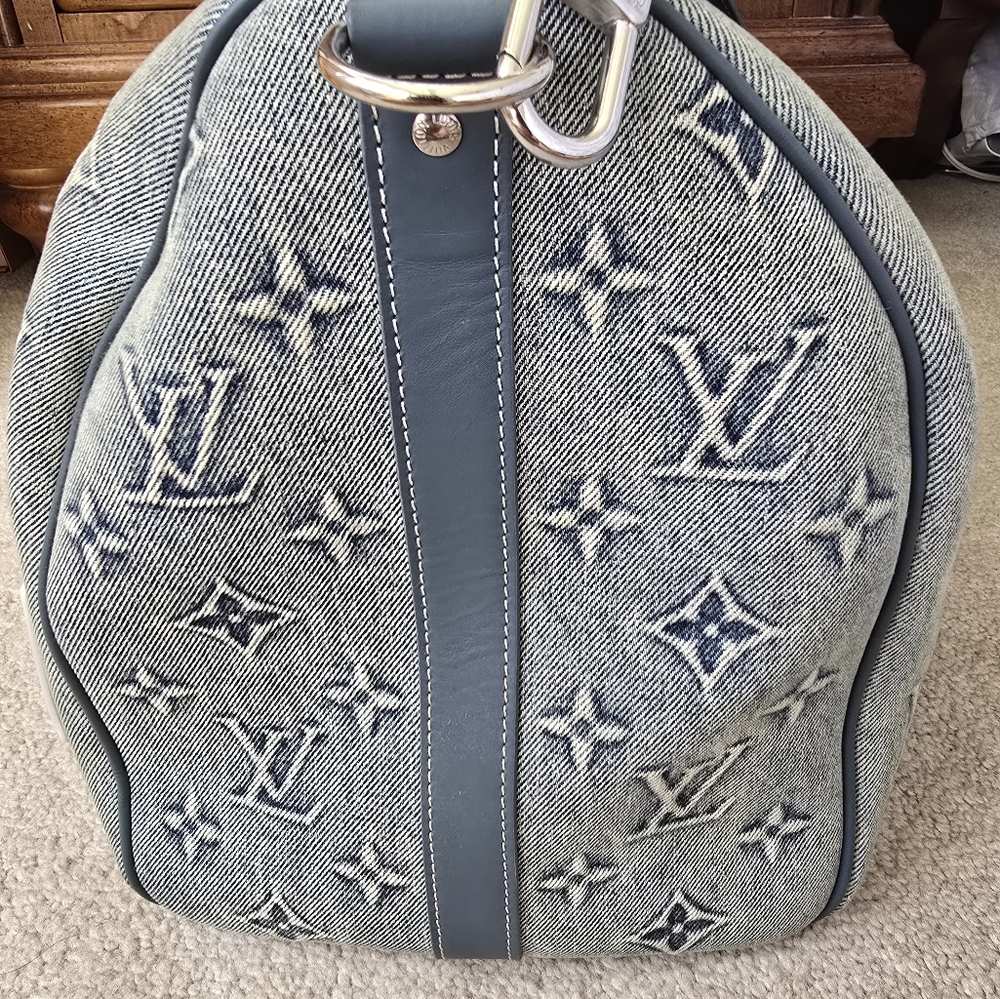 Authentic Louis Vuitton Keepall 50 Denim Duffle - Picture 4 of 13